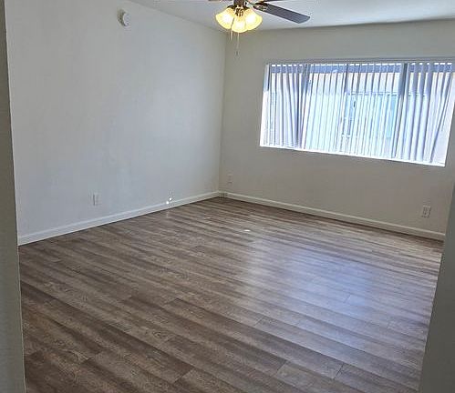 5th image of 7881 Holt Dr APT 5