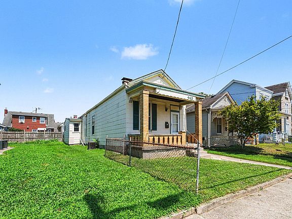 3rd image of 445 Berry Ave