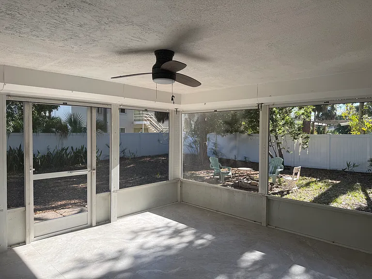 2327 Gull Ln — Photo 26