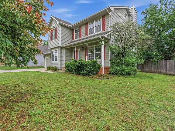 2nd image of 2720 N Beacon Hill Ct