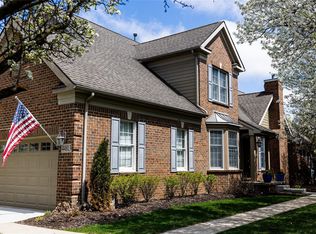 44813 Broadmoor Cir S, Northville, MI 48168
