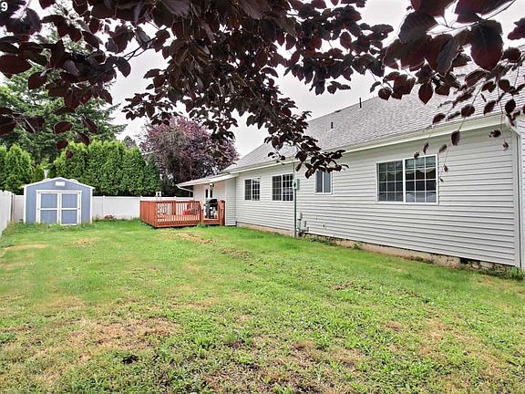 4th image of 15208 NE 76th St