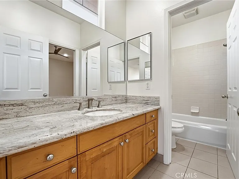 2536 Brennen Way — Photo 39