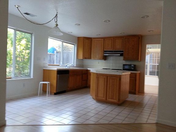 Island Kitchen with 1.5 Year New Stove and Hood