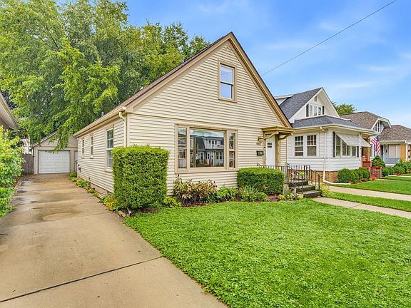 3rd image of 804 Cleveland AVENUE
