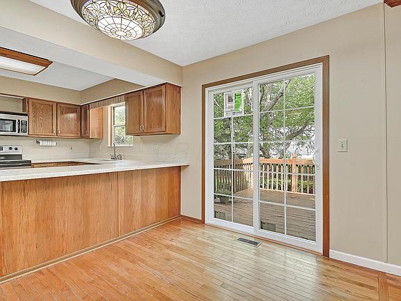 5th image of 12281 Butterfield Dr