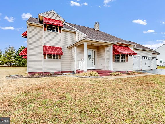 2nd image of 34720 Julia Dr