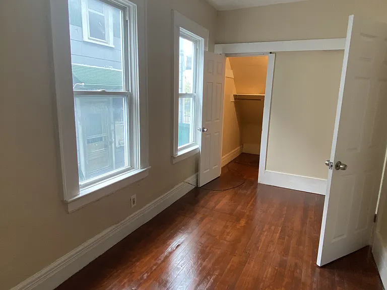 304 Grider St — Photo 8