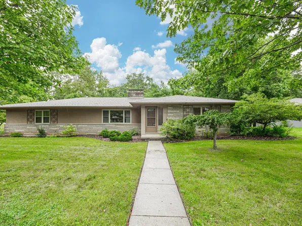 400 E Schreyer Pl, Columbus, OH 43214