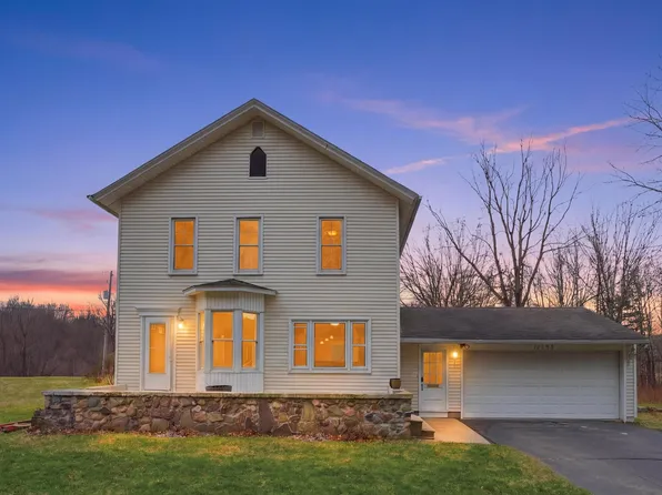 17753 Waterloo Rd, Chelsea, MI 48118