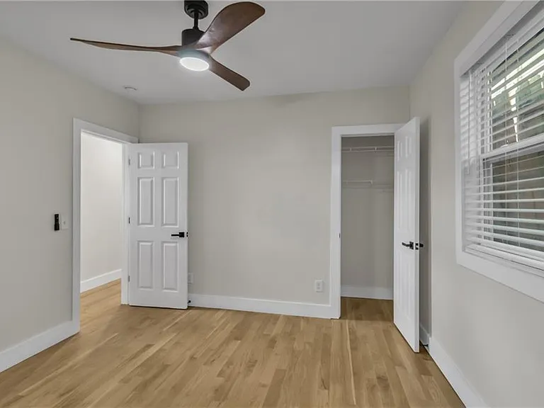 575 Martin St SE — Photo 15