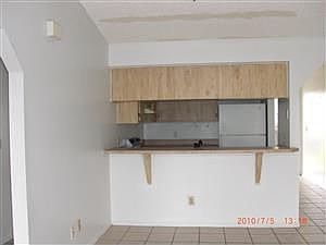 1st image of 811 Gleason Pkwy APT 3