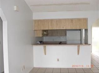 811 Gleason Pkwy APT 3, Cape Coral, FL 33914