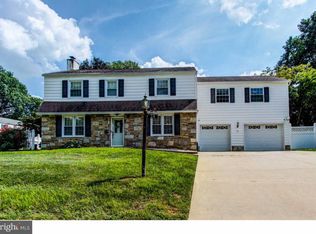 28 McCloskey Rd, Flourtown, PA 19031