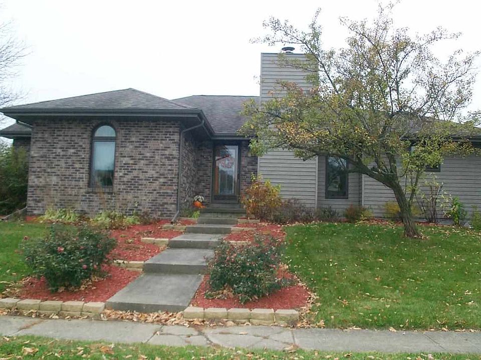 1st image of 1405 Wexford Dr