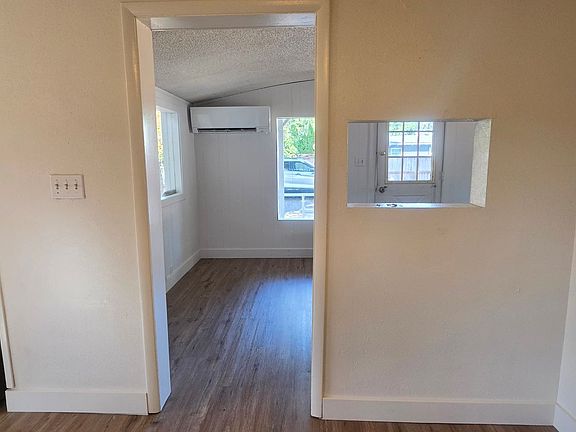4th image of 2620 G St