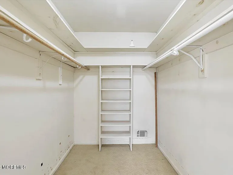 15 Harbor Ct — Photo 23