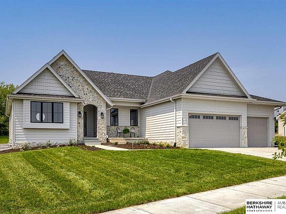 2nd image of 3336 S 212th Ave