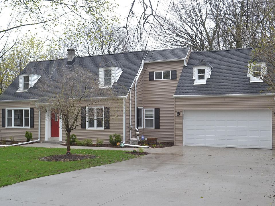 1st image of 704 N 119th St
