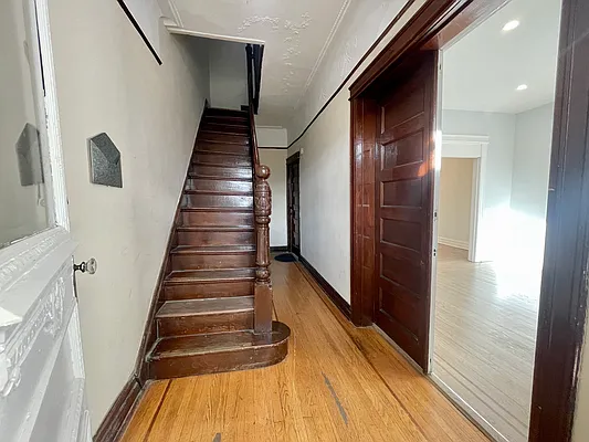 Rented by Compass | media 3