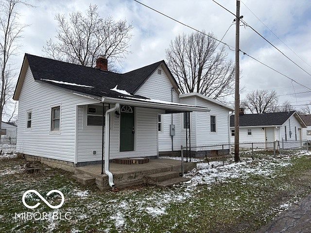 Listing photo 2