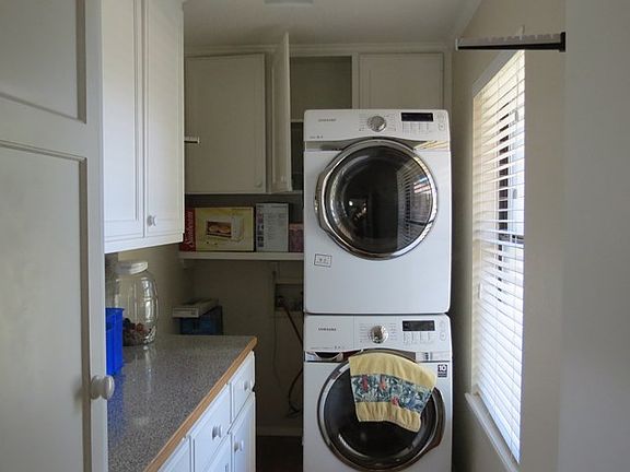 4th image of 3721 Briargrove Ln