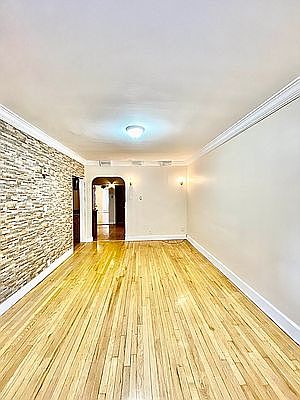 2nd image of 3048 42nd St Floor 3