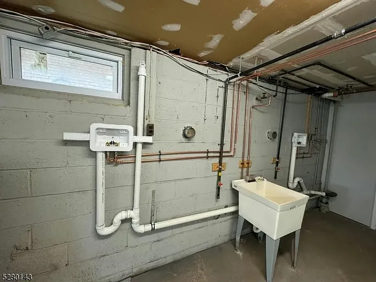 315 W Price St #2 — Photo 11