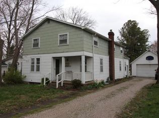 134 E Glenwood Ave, Olney, IL 62450