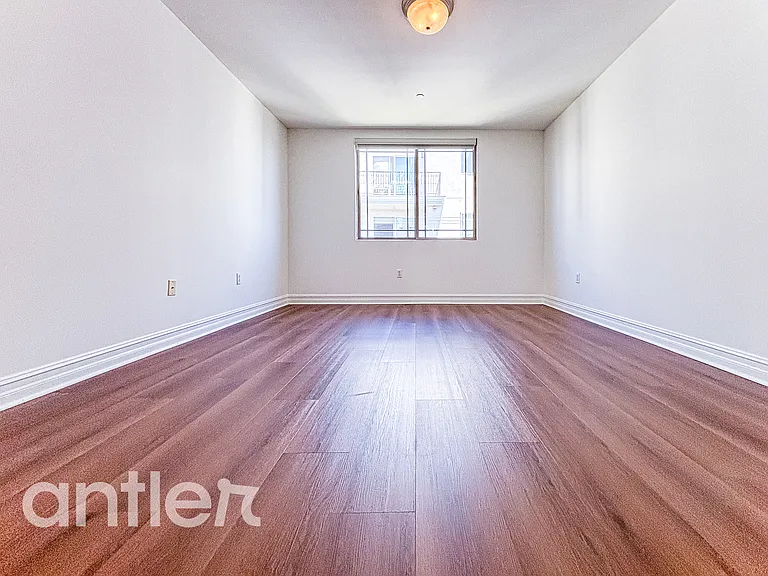 1241 S Sherbourne Dr #GPH4 — Photo 34