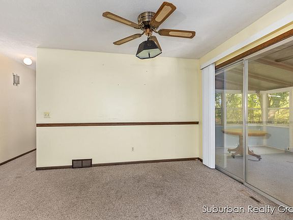 4th image of 4554 64th St SW