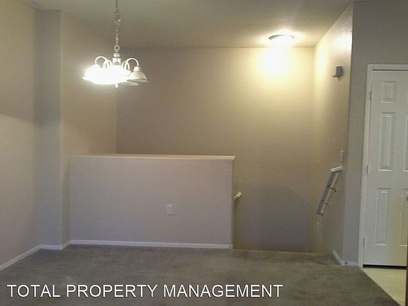 2nd image of 6305 Desert Leaf St #34-201