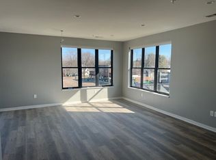 110 S Bridge St #2B, Dewitt, MI 48820
