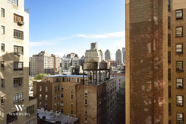 Sold by Warburg | media 8