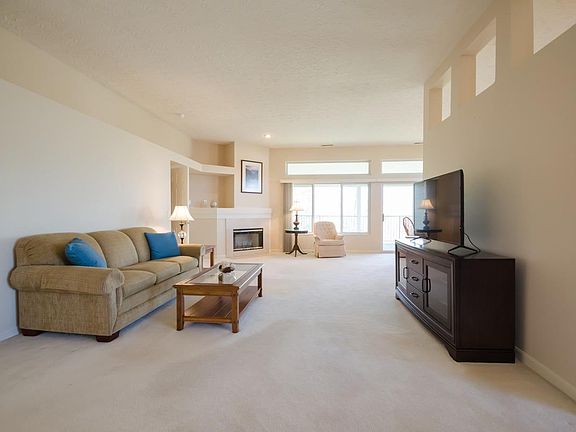 3rd image of 4239 Marival Dr