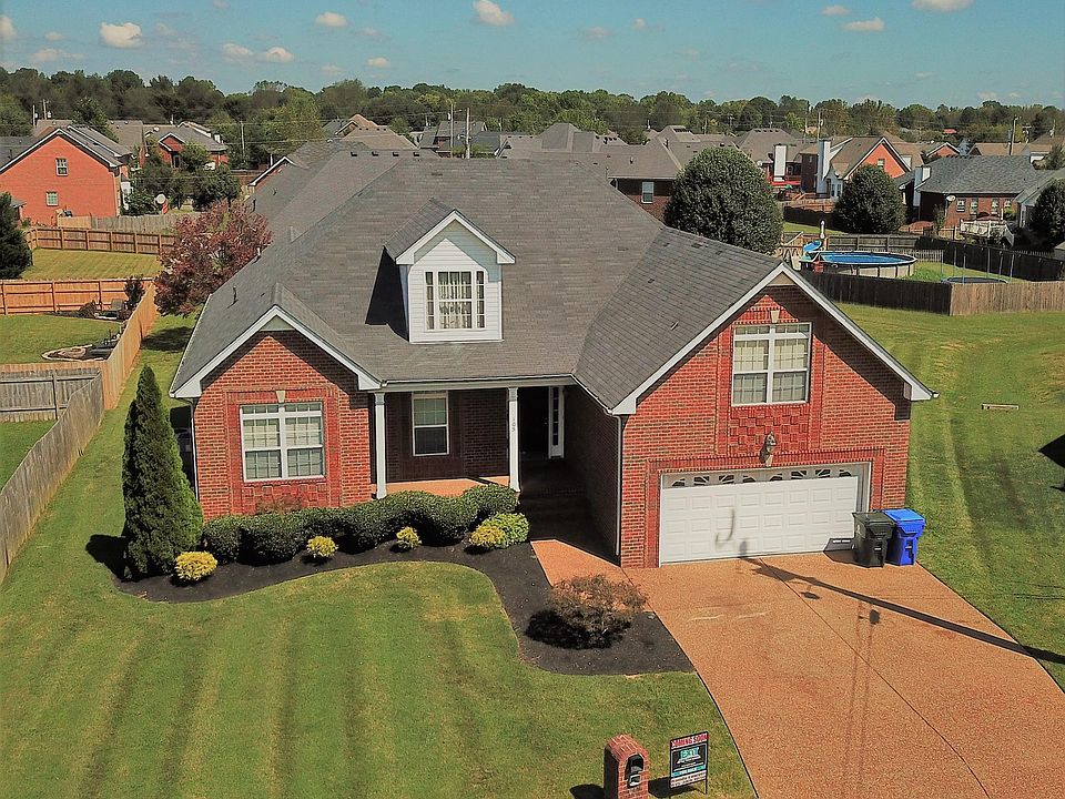 1st image of 105 Sequoyah Ct