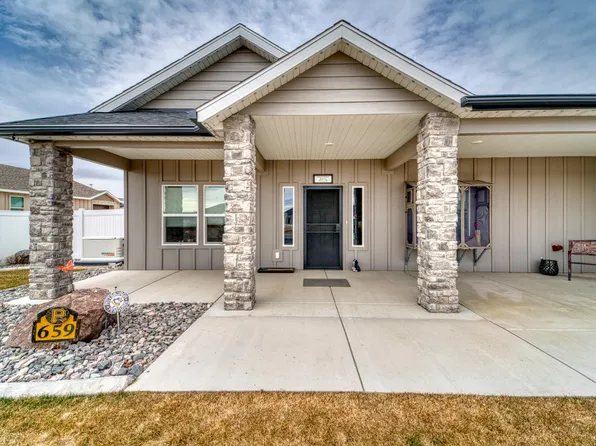 659 N Creekview Dr, Panguitch, UT 84759