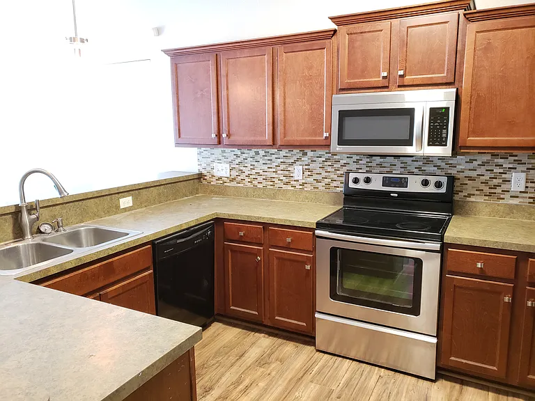 851 Norview Ave #206 — Photo 12
