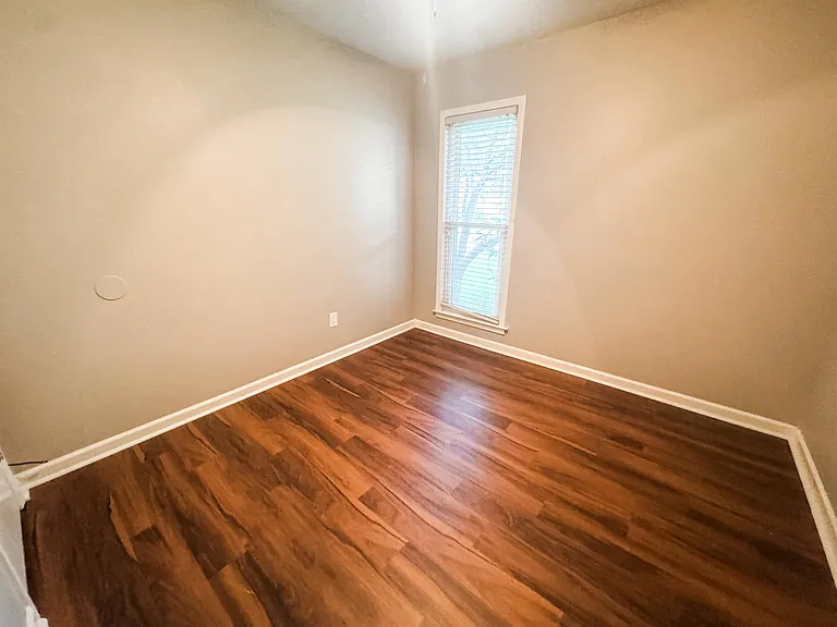967 Barbara Lynn Dr — Photo 10