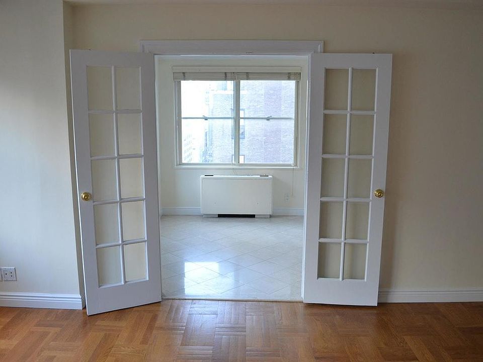 1st image of 60 W 57th St APT 17D
