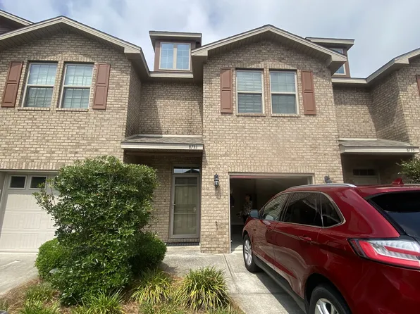 8733 Brown Pelican Cir, Navarre, FL 32566