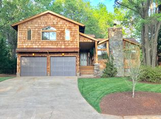 106 Glenda Ln, Greenville, SC 29607