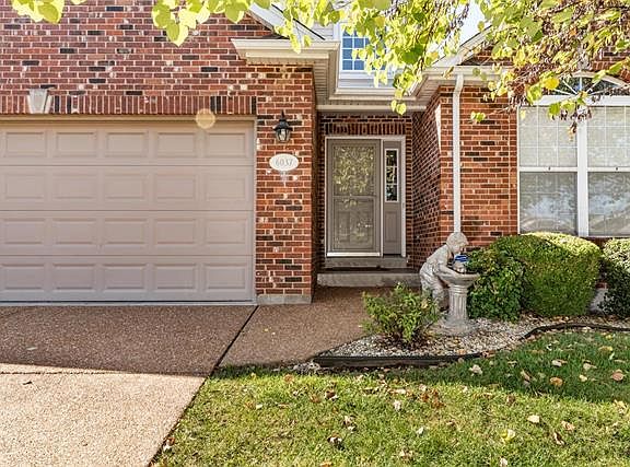 2nd image of 6037 Glennaire Dr