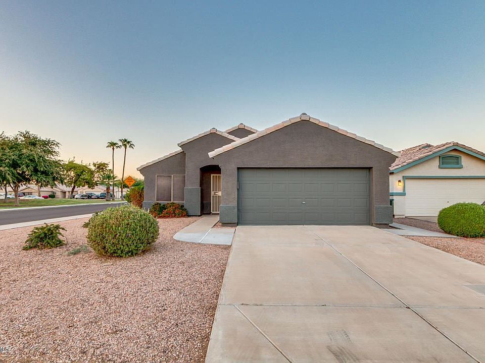 1st image of 906 E Calle Adobe Ln