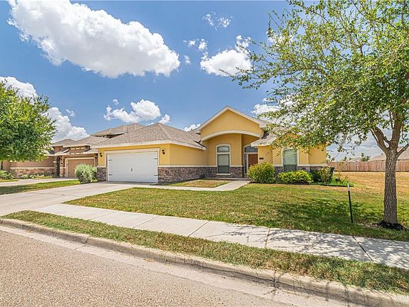 4th image of 3709 Green Jay Dr
