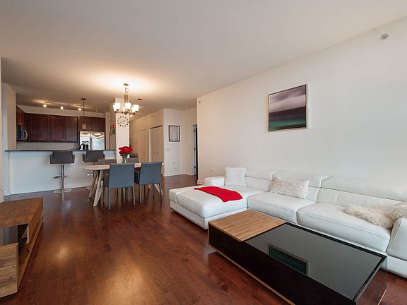 Living Room / Dining Room