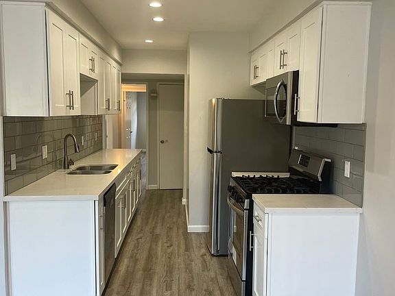 2nd image of 350 N Crescent Dr APT 310