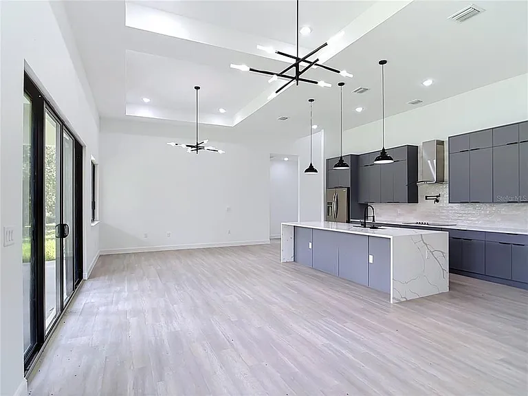 275 Lecturn St — Photo 22