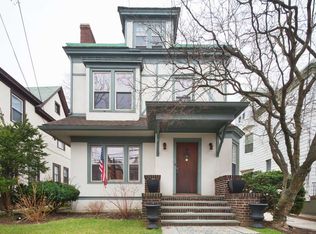 58 Bonn Pl, Weehawken, NJ 07086