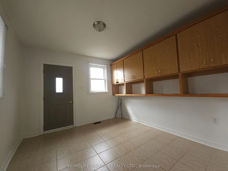 57 Trowell Ave — Photo 12